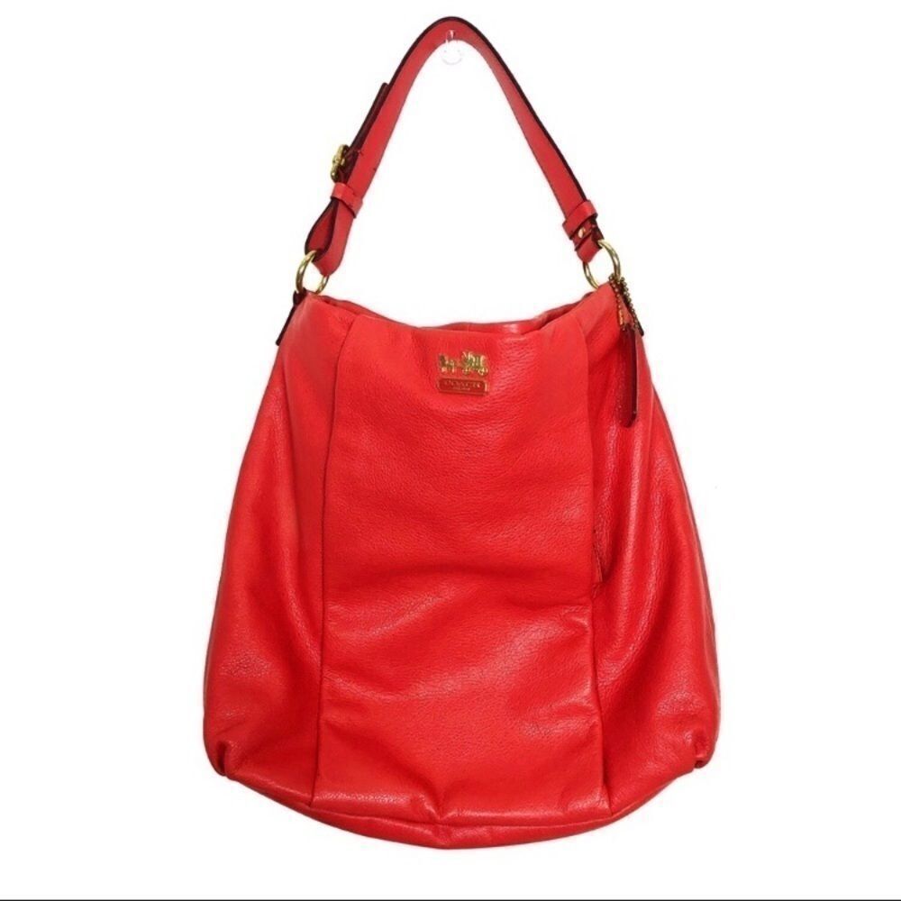 Coach | Coral Hobo Pebble Leather Hand Bag